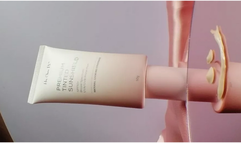 TINTED SUNSHIELD SPF50